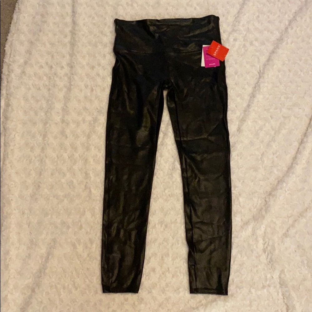 SOLD****Spanx Faux Leather Leggings